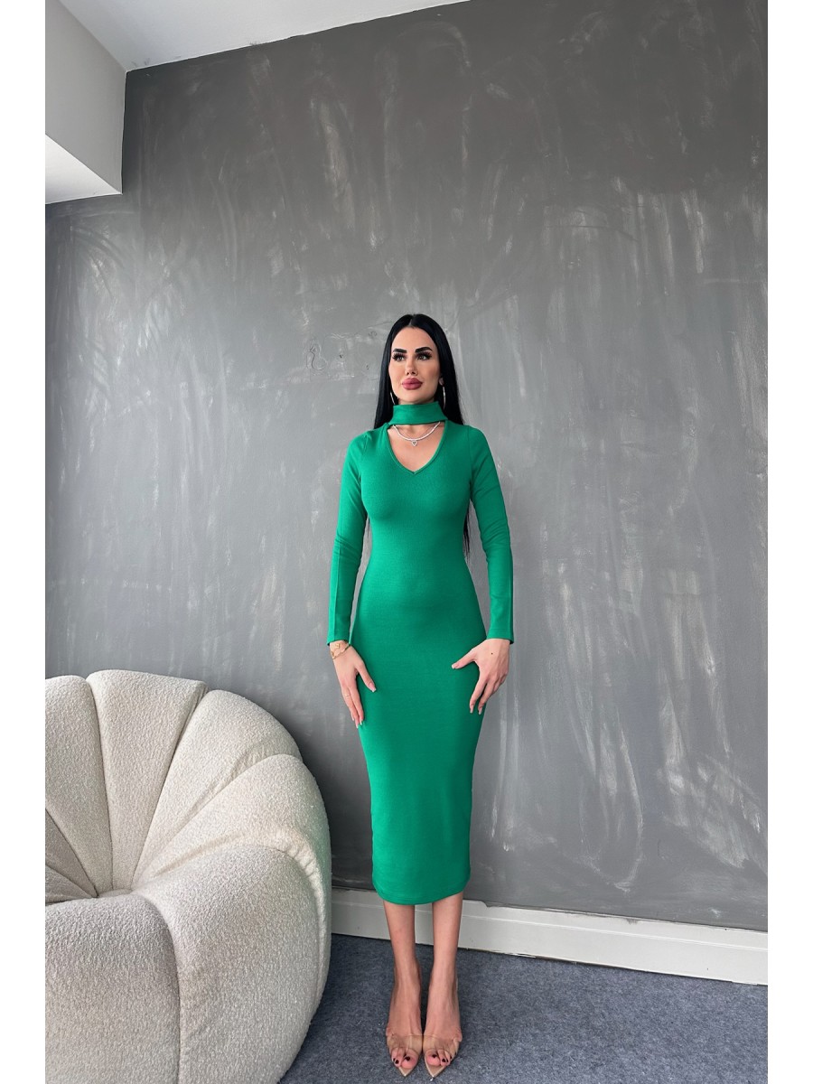 Özel Tasarım Yeşil Renk Triko Elbise