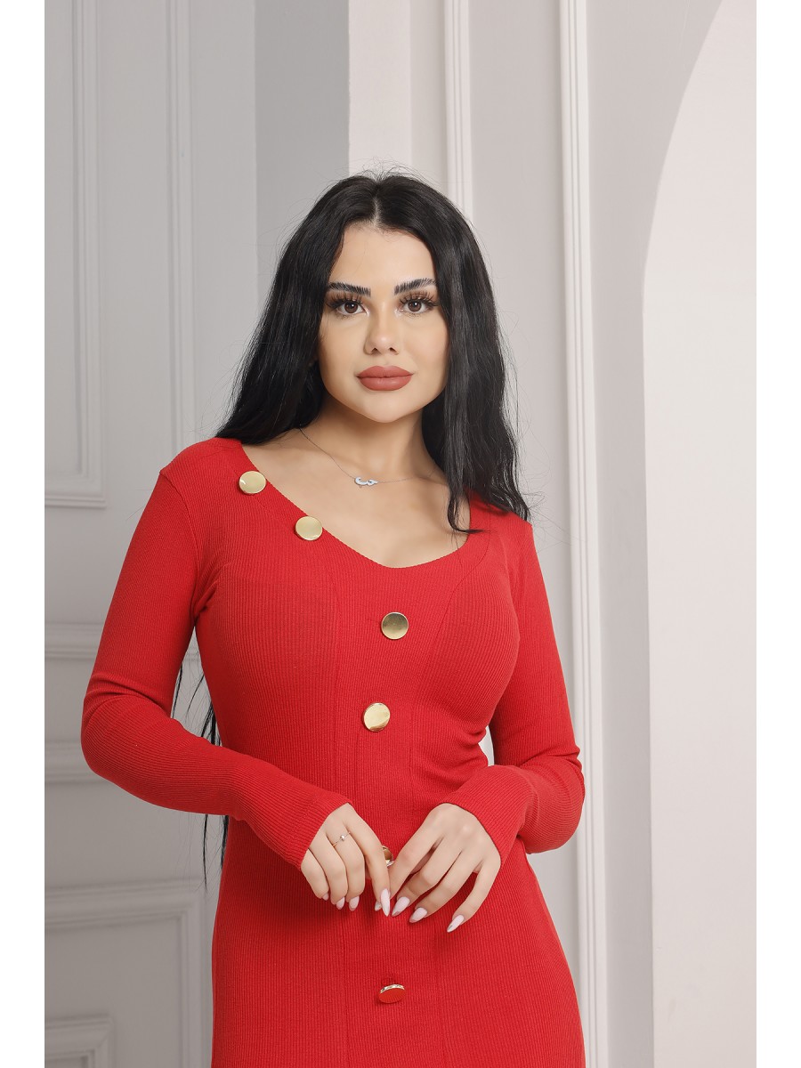 Kırmızı Renk Yırtmaçlı Önü Düğmeli Triko Elbise
