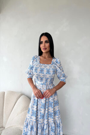 KARE YAKA ÖNÜ GİPELİ KEMERLİ ELBİSE