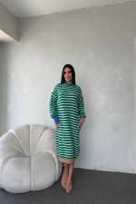 BİSİKLET YAKA ÇİZGİLİ TRİKO ELBİSE STANDART BEDEN (S/M/L/XL) UYUMLUDUR