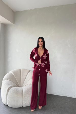 V YAKA ÇİÇEK DESENLİ TRİKO TAKIM  ELBİSE STANDART BEDEN (S/M/L/XL) UYUMLUDUR