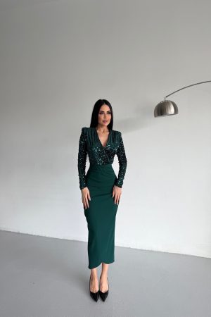 KRUVAZE YAKA ÜSTÜ PUL PAYETLİ TASARIM ELBİSE