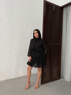 BALIKÇI YAKA ETEĞLİ TÜL TASARIM ELBİSE