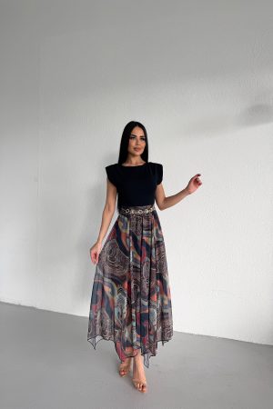 BİSİKLET YAKA KEMER DETAYLI ETEĞİ ŞİFON TASARIM ELBİSE