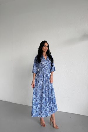 KRUVAZE YAKA BELDEN LASTİKLİ ELBİSE