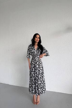 KRUVAZE YAKA BELDEN LASTİKLİ ELBİSE