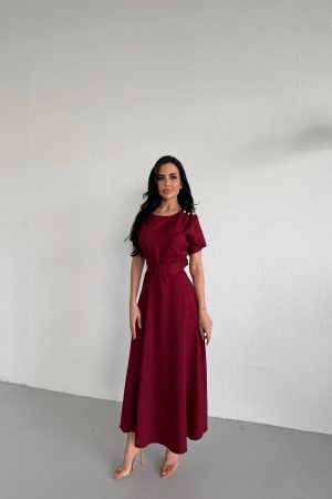 BİSİKLET YAKA OMUZ DETAYLI KEMERLİ ELBİSE