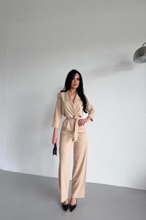 KRUVAZE YAKA KUŞAKLI TULUM