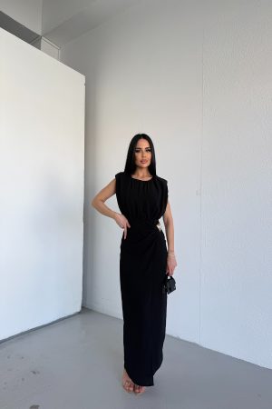 BİSİKLET YAKA TOKA DETAYLI DRAPELİ ELBİSE