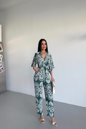 V YAKA  KENDİNDEN DESENLİ BÜYÜK BEDEN TULUM