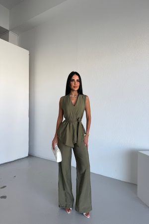 KRUZAVE YAKA KUŞAKLI TAKIM